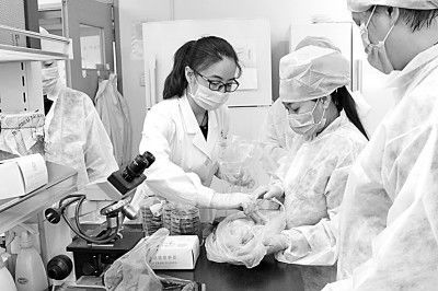 有了人才,才能打大仗 打硬仗 打勝仗講述人 國家食品安全風險評估中心資源協作處處長 滿冰兵