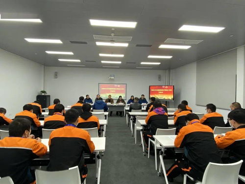 無錫公交集團與江蘇信息職業技術學院聯合開展鈑噴技術培訓