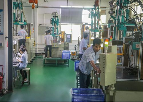 東莞立式注塑加工廠,不一樣的技術流