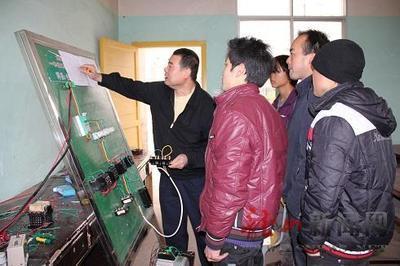 龍山創(chuàng)新就業(yè)培訓方式 更多農民吃上&ldquo;技能飯&rdquo;_新聞中心_新浪網