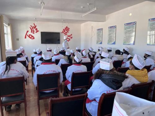 開展技能培訓,提升勞動者素質 麻子川鎮組織已脫貧戶開展牛肉拉面技能培訓