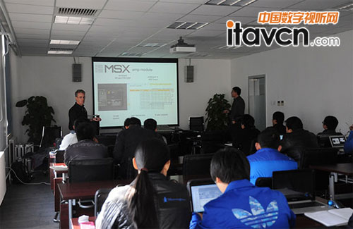 Martin召開(kāi)MLA和MLA Mini技術(shù)培訓(xùn)會(huì)快報(bào)_神州音響網(wǎng)資訊-神州音響-神州音響雜志-神州音響網(wǎng)