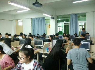 泉州電腦培訓學校淺談高中畢業生入職場應學啥技能