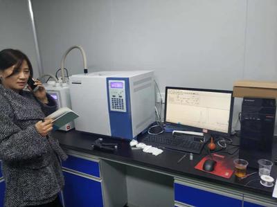 公司技術員為貴州,云南口罩生產廠家提供上門安裝調試培訓服務