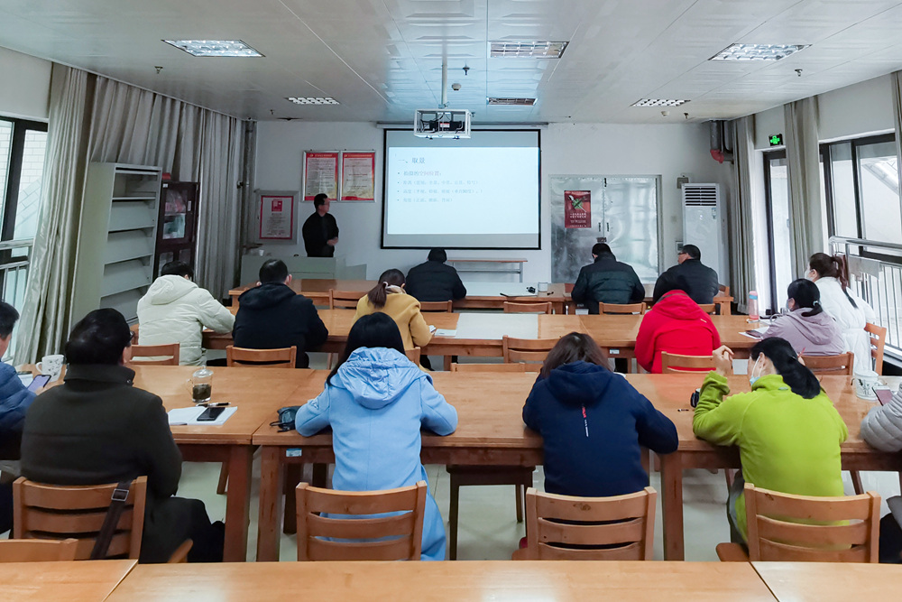 圖書館開展業務技能培訓提高讀者服務水平