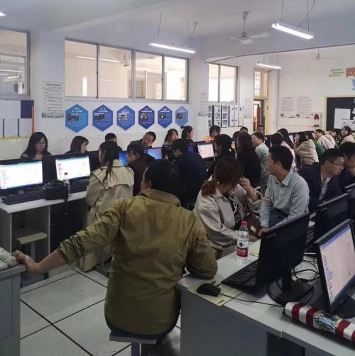 云啟智酷:為麗水市中小學信息技術教師能力做專題培訓會