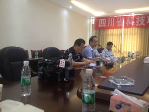 四川絲綢網 南充市委常委胡斌調研四川依格爾公司