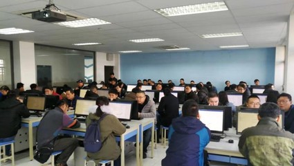 江蘇省中職技能大賽承辦學校機考技術人員培訓會在南京商業學校順利召開